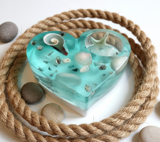 Resin Heart Tealight Holder
