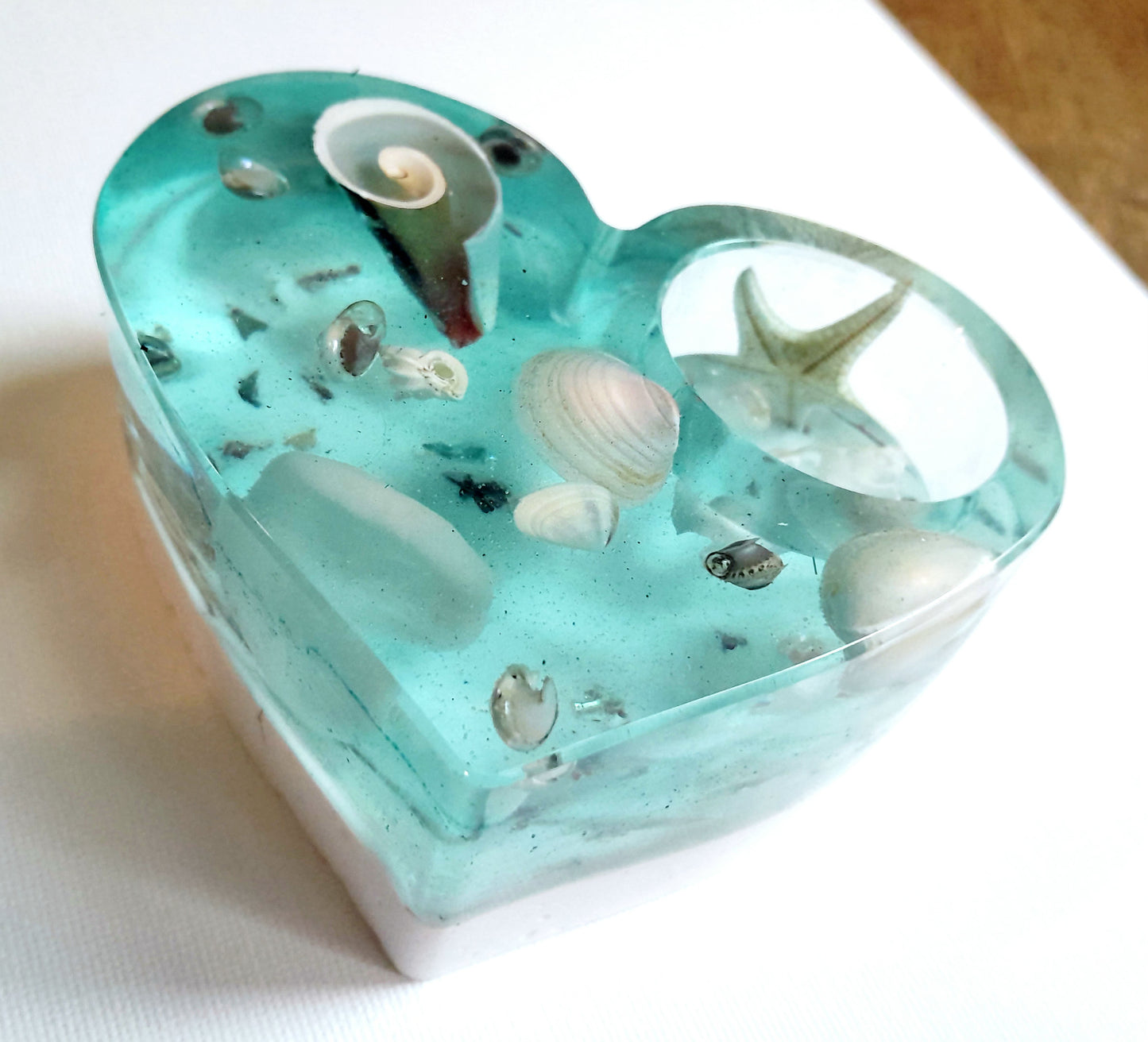 Resin Heart Tealight Holder